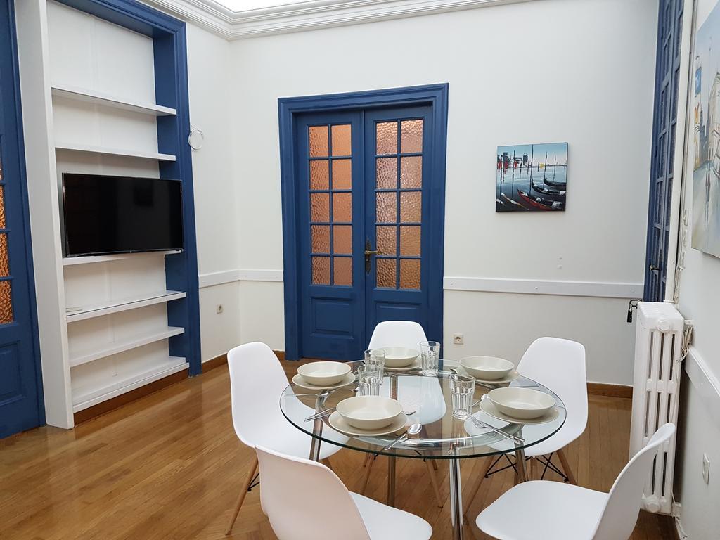 Errathens Aegean Apartment - Athens Center, 5 Bd, 2 Bath Zewnętrze zdjęcie